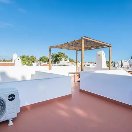 Semesterbostad Casa Prainha, 10 Pessoas Alvor